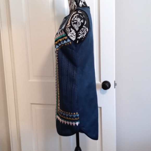 🖤Greylin (Anthropologie)🖤 - Navy/Multicolor Chevron Shift Dress - Picture 5 of 15